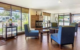 Holiday Inn Express Denver Central - North